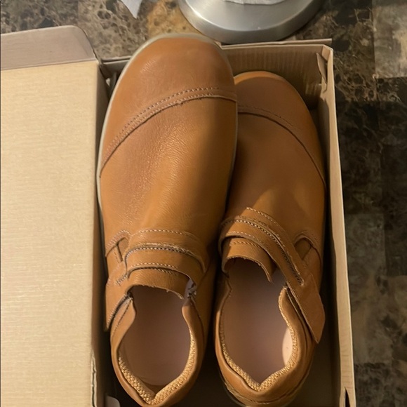 Tan Ortho Feet Solerno Leather Slip-On Shoes - Picture 1 of 4